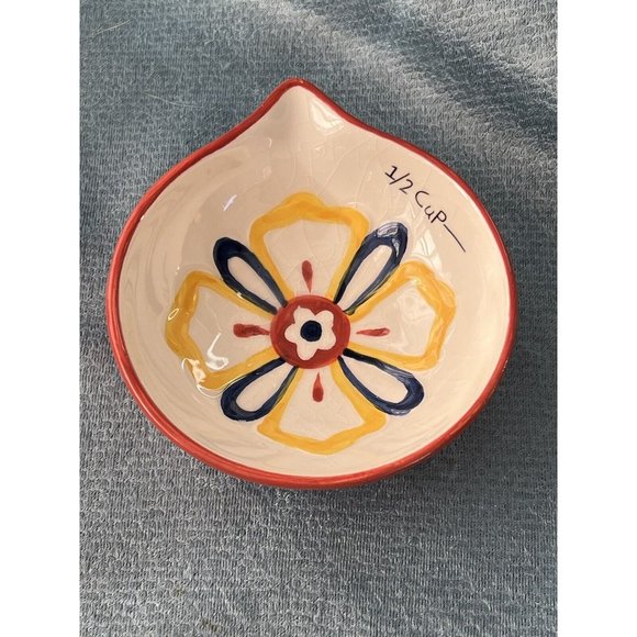 Vintage Nesting Measuring Cup Set 4Pc Floral - Absolutely Beautiful!! - Picture 5 of 7